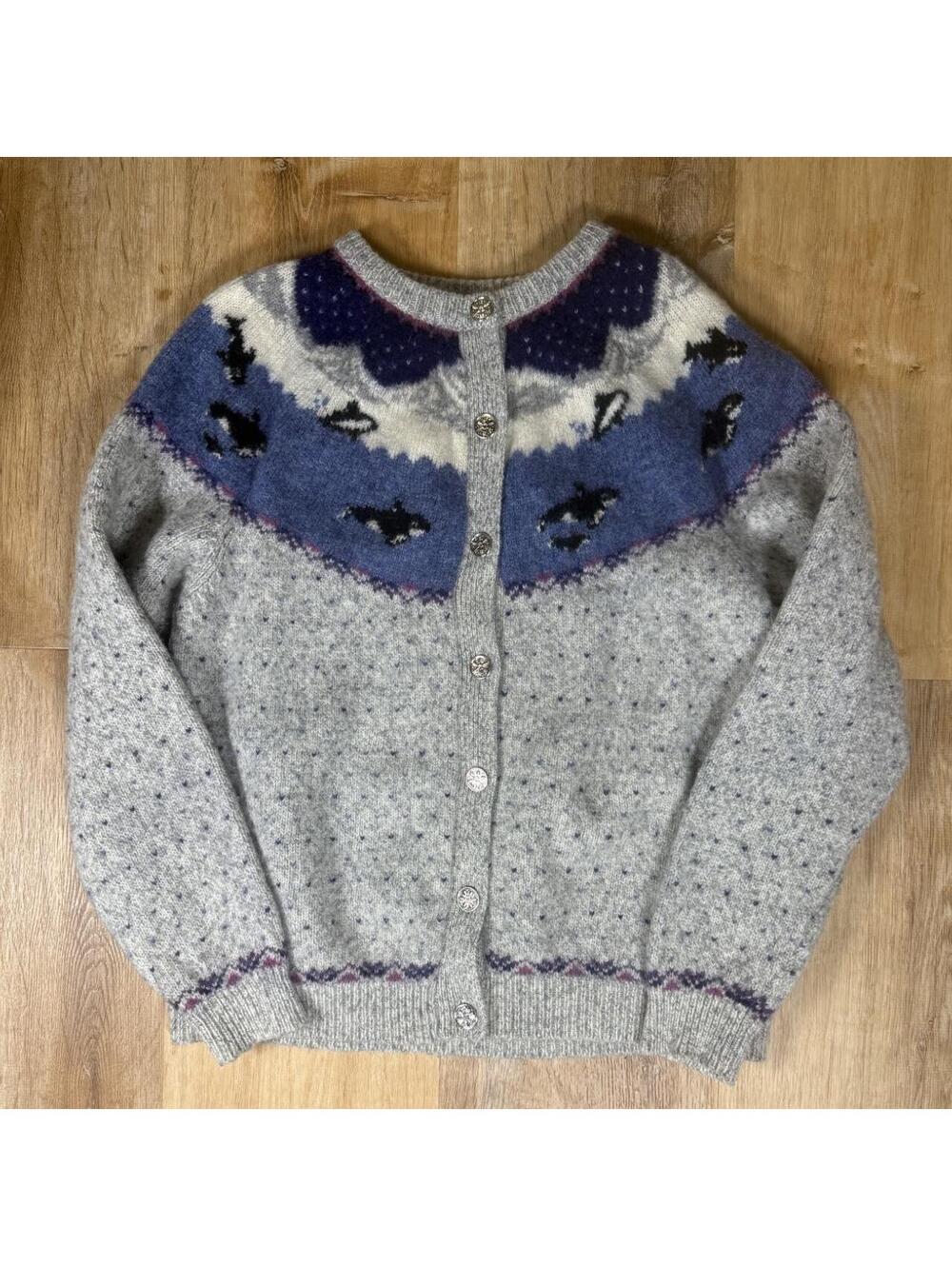 90s Vintage Woolrich Cardigan with Whale Design